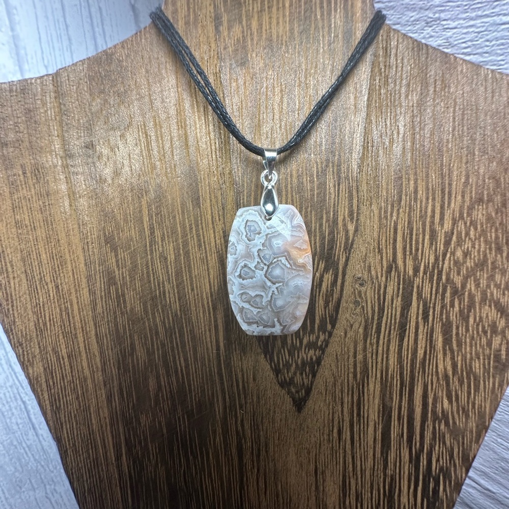 Mexican Crazy Lace Agate Pendant Necklace on Double Black Cotton Rope - Picture 2 of 11